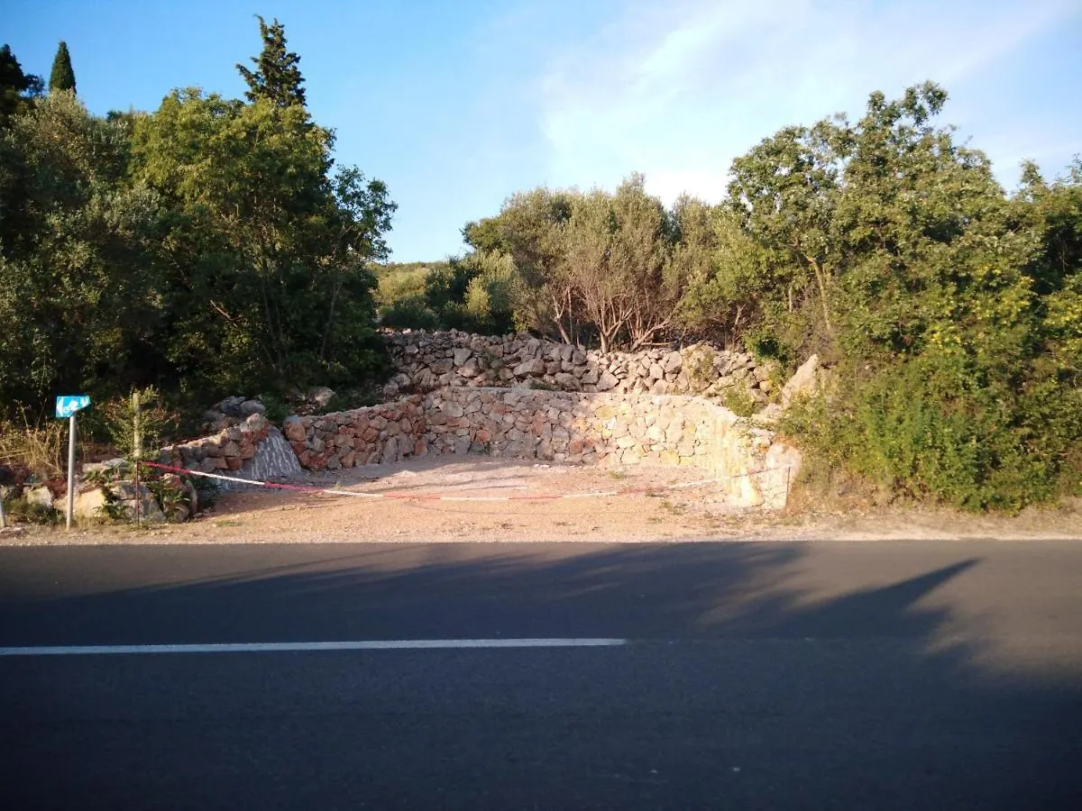 Charming Studio Apartment At House Rustica With Terrace And Nearby Parking Punat 0*,